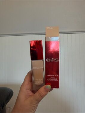 ONE/SIZE Turn Up The Base Liquid Foundation - Fair 40NR